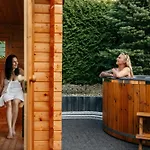 Pigmalion - Sauna, Jacuzzi, Parking, Ogrod 게스트하우스 3*