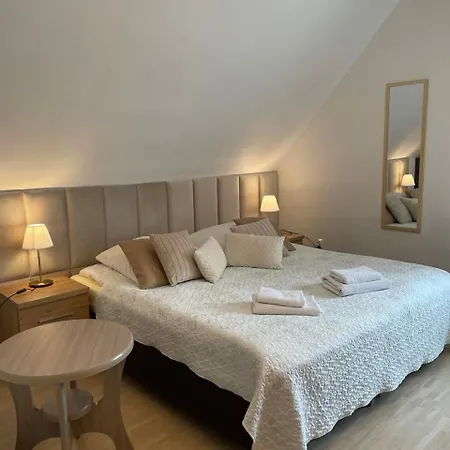 Guest house Pigmalion - Sauna, Jacuzzi, Parking, Ogrod *