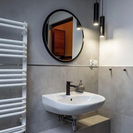 Guest house Pigmalion - Sauna, Jacuzzi, Parking, Ogrod
