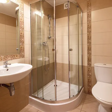 Pigmalion - Sauna, Jacuzzi, Parking, Ogrod Guest house Kudowa Zdroj