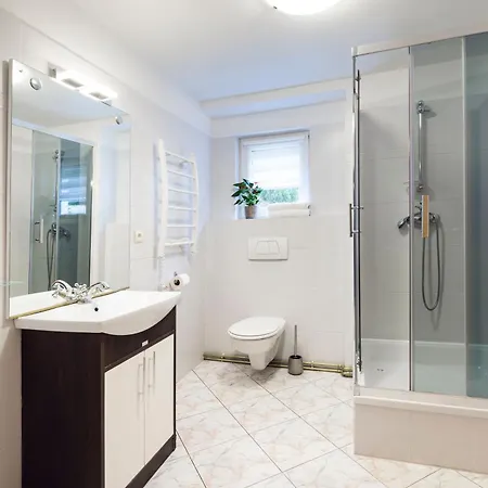 בית הארחה Pigmalion - Sauna, Jacuzzi, Parking, Ogrod קודובה-זדרוי