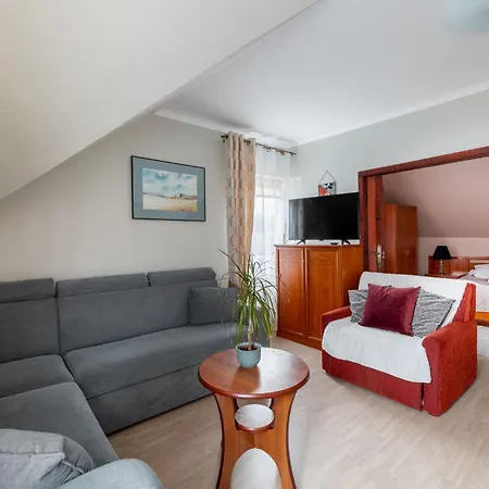 Vendégház Pigmalion - Sauna, Jacuzzi, Parking, Ogrod 3*