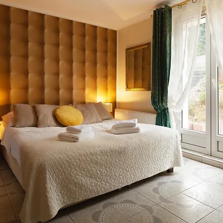 Pigmalion - Sauna, Jacuzzi, Parking, Ogrod * Kudowa Zdroj