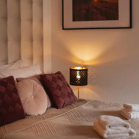 Pigmalion - Sauna, Jacuzzi, Parking, Ogrod Gæstehus Kudowa-Zdrój