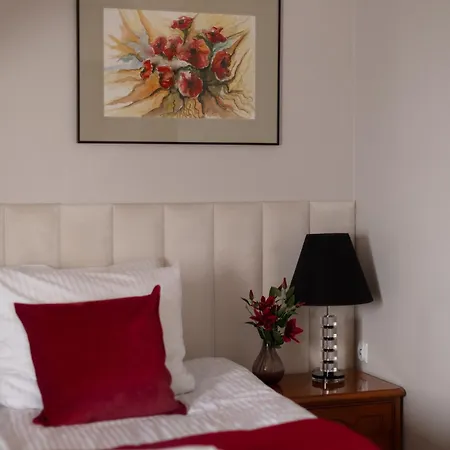 Pigmalion - Sauna, Jacuzzi, Parking, Ogrod 3*