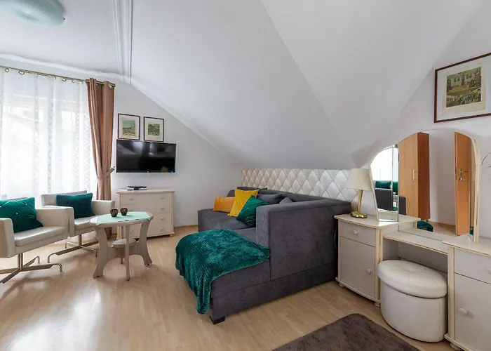 Pigmalion - Sauna, Jacuzzi, Parking, Ogrod Guest house