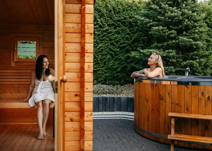 Pigmalion - Sauna, Jacuzzi, Parking, Ogrod Gasthuis 3*