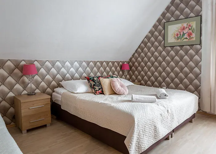 Pigmalion - Sauna, Jacuzzi, Parking, Ogrod 3*