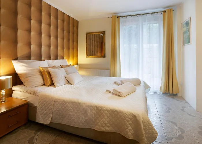 Affittacamere Pigmalion - Sauna, Jacuzzi, Parking, Ogrod Kudowa-Zdrój