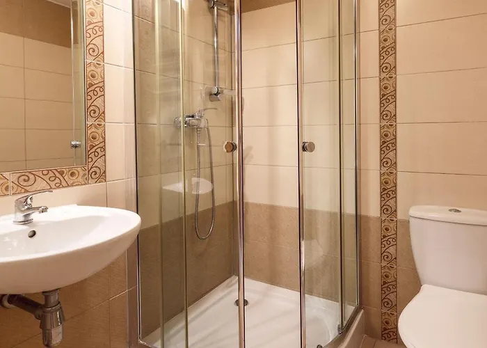 Pigmalion - Sauna, Jacuzzi, Parking, Ogrod Guest house Kudowa Zdroj