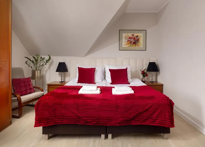 Pigmalion - Sauna, Jacuzzi, Parking, Ogrod Guest house 3*