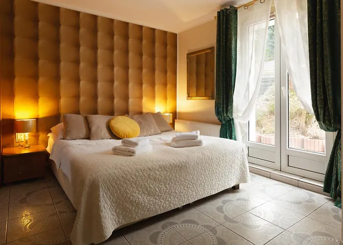 Pigmalion - Sauna, Jacuzzi, Parking, Ogrod 3* Kudowa Zdroj