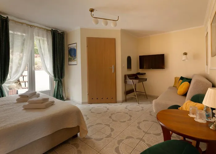 Pigmalion - Sauna, Jacuzzi, Parking, Ogrod Gasthuis