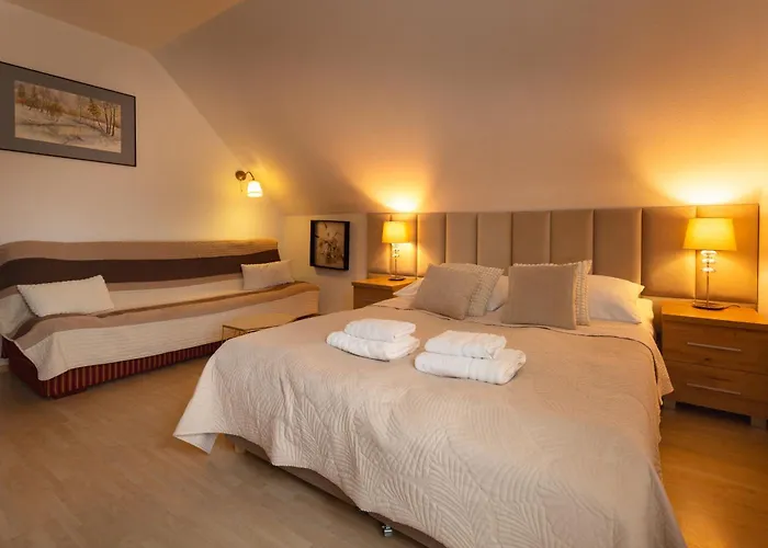 Guest house Pigmalion - Sauna, Jacuzzi, Parking, Ogrod Kudowa Zdroj