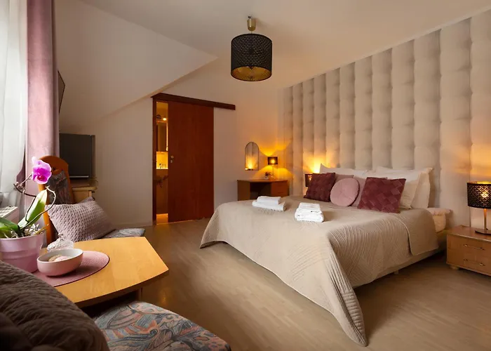 Pigmalion - Sauna, Jacuzzi, Parking, Ogrod Gasthuis 3*